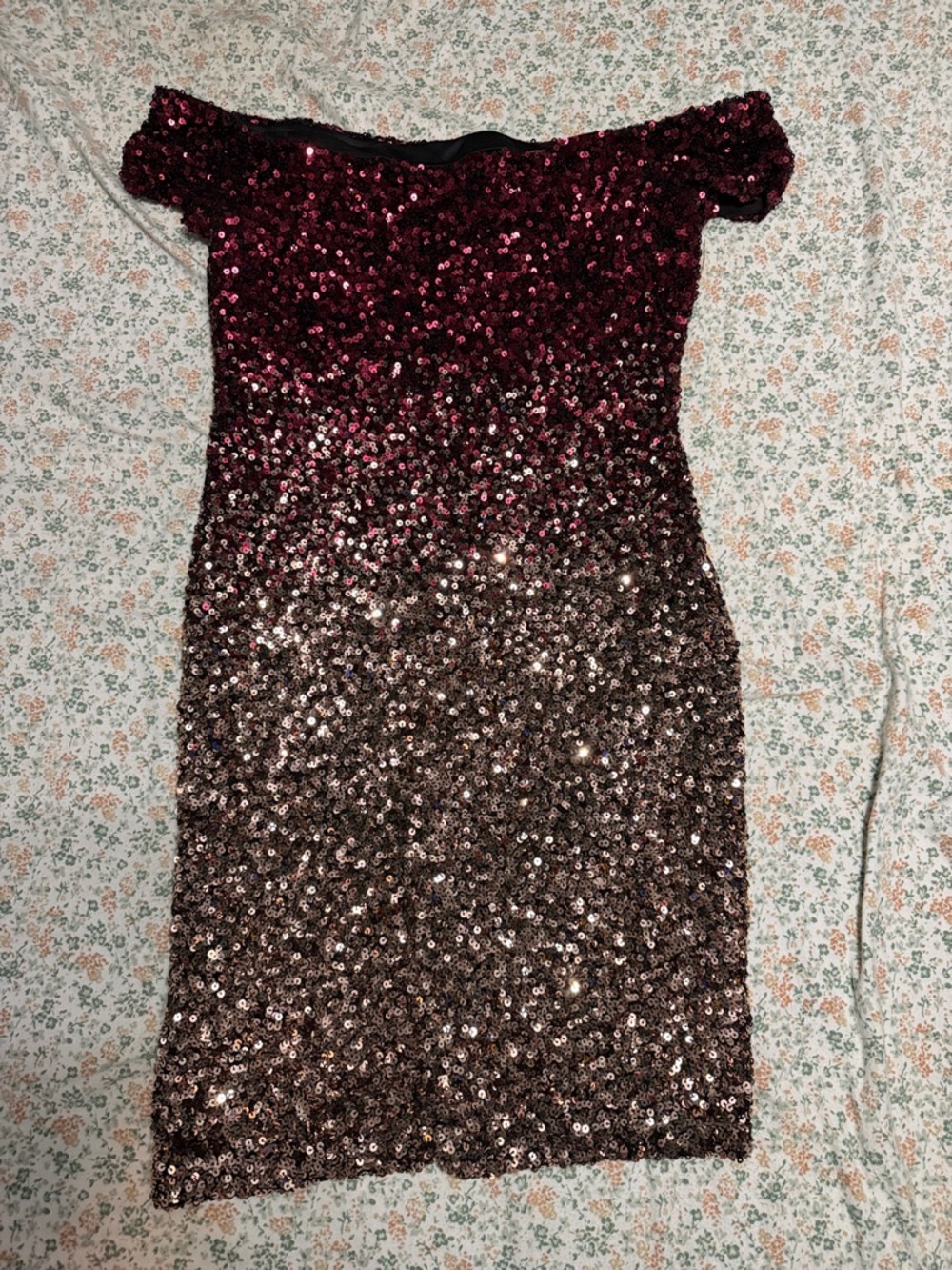 B. Smart One-Shoulder Ombre Sequin Dress in Burgundy and Rose Gold